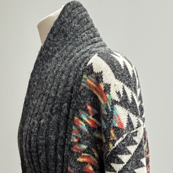 Dreamers long Aztec pattern cardigan - Picture 5 of 14